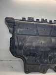 OSŁONA POD SILNIK PŁYTA AUDI A3 8V VW SEAT SKODA 5Q0825236P
