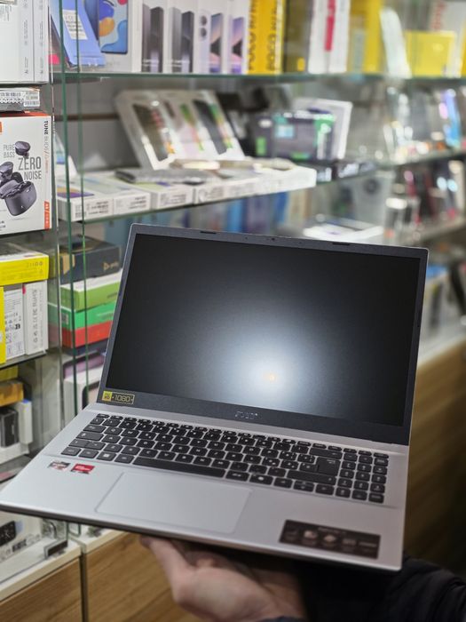 Ноутбук Acer Aspire Go 15 AG15-42P-R3MB Ryzen 5 7430U 16/512 Radeon