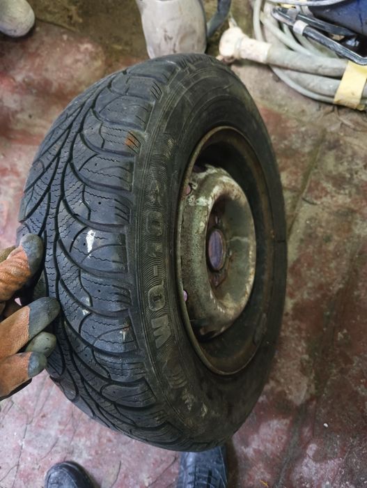 Продам резины бу