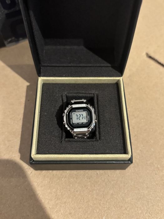 Zegarek/pierścionek Casio ring watch 50th Anniversary
