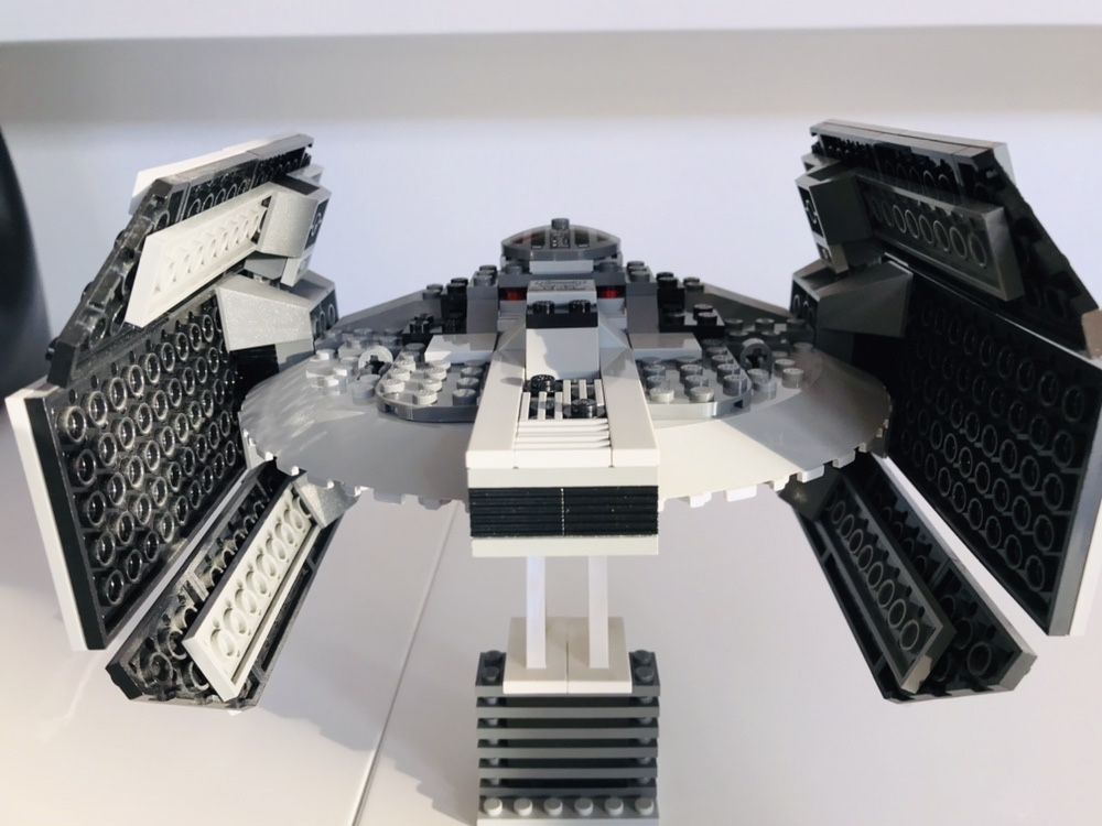 Lego Star Wars Darth Vader’s TIE Fighter 8017