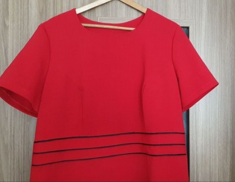 Elegancka sukienka wizytowa, roz 46, czerwona