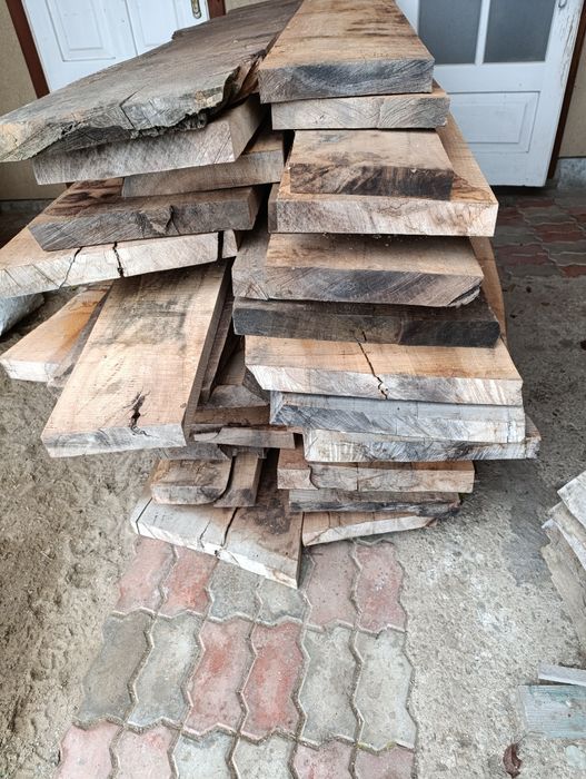 Горіхова обрізна дошка 50-30мм