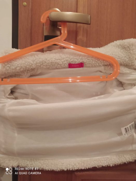 Casaco carneirinhas de lã de menina