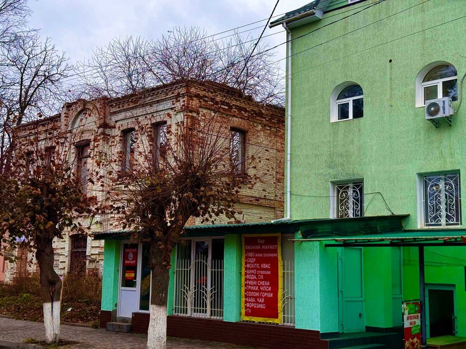 Продається земля комерційного призначення