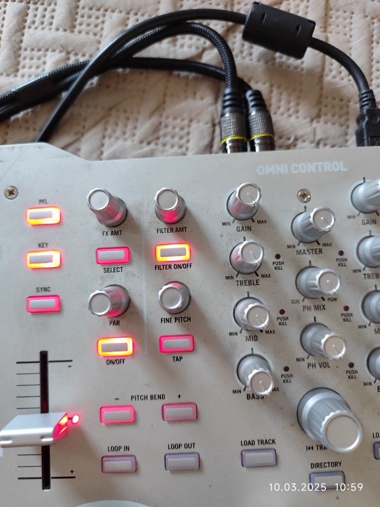 Kontroler mixer MIDI numark