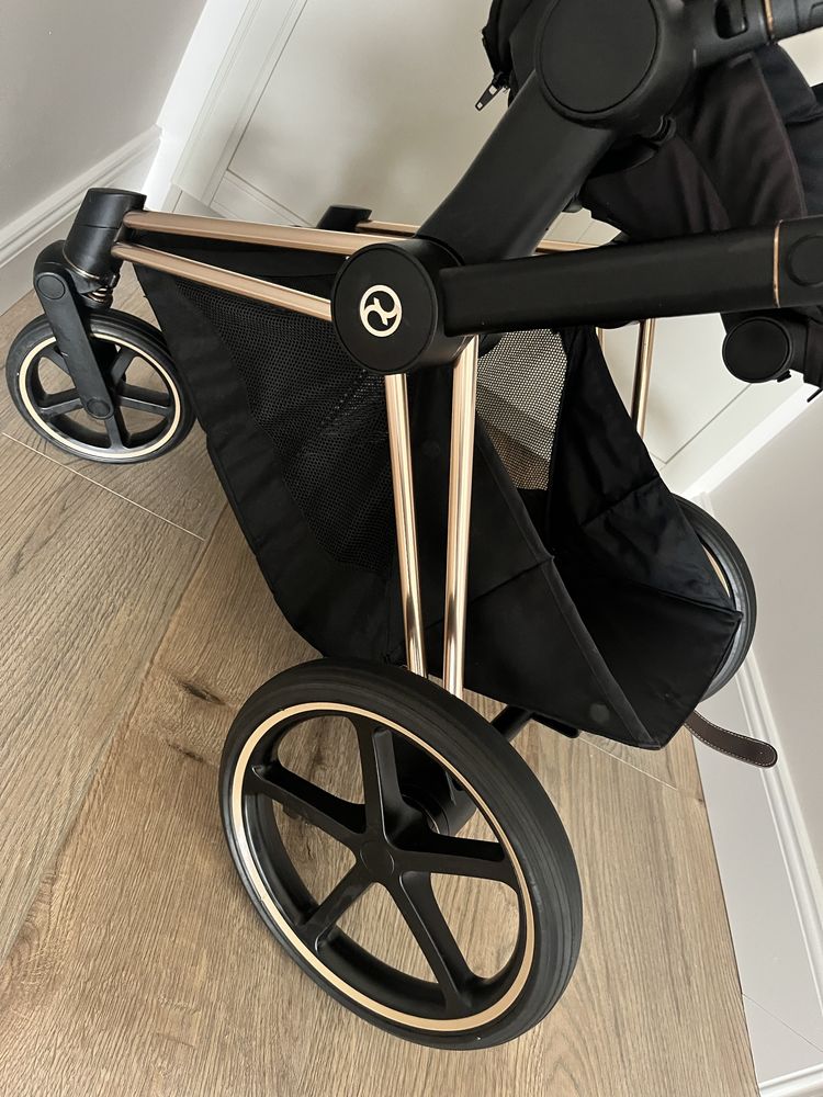 Cybex Priam 2.0 Spring Bloosom light 4w1
