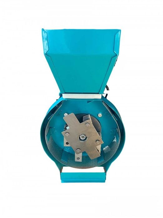 Корморізка Кормоподрібнювач млин Зернодробілка зерноподрібнювач ДКУ