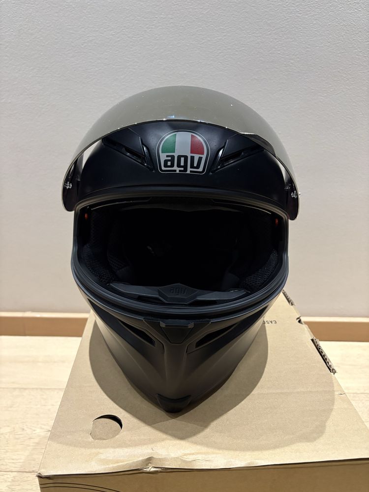Kask motocyklowy AGV K3 rozmiar XL + dodatkowa lustrzana szyba.