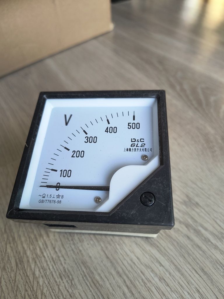 Woltomierz analogowy 5000V
30
 zł