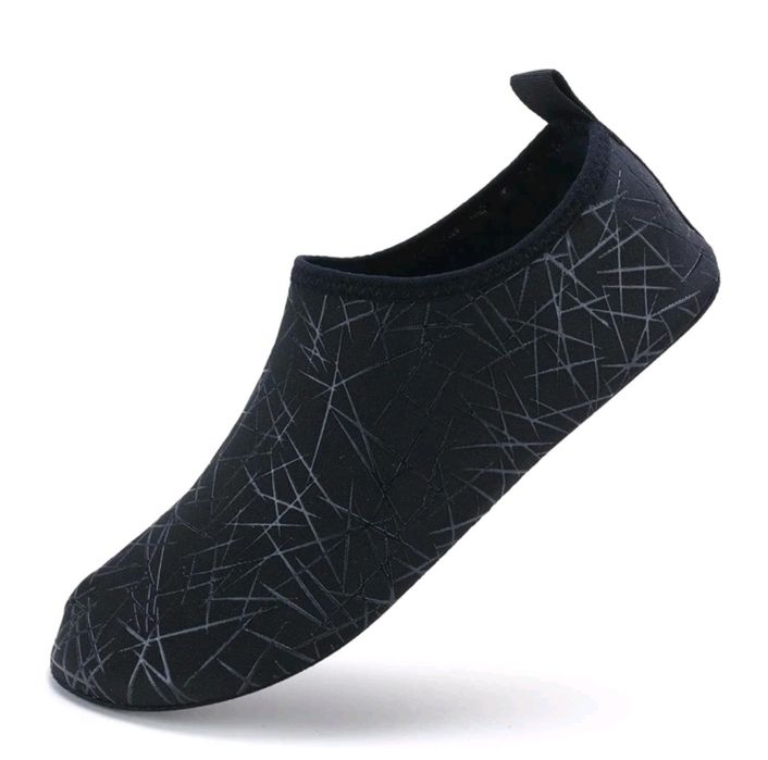 Sapatos de água para caminhada