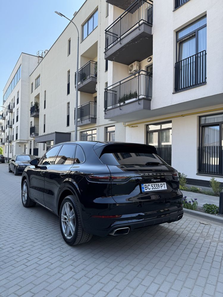 Porsche  cayenne matrix