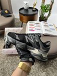 Жіночі кросівки нью беланс New Balance 9060 Black Grey [37-41]
