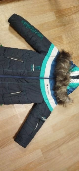 Зимова куртка champion р. 152 на  11-12 років