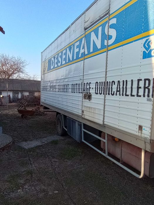 Продам Рено Мидлайнер 2000г. фургон 12тн. повна масса