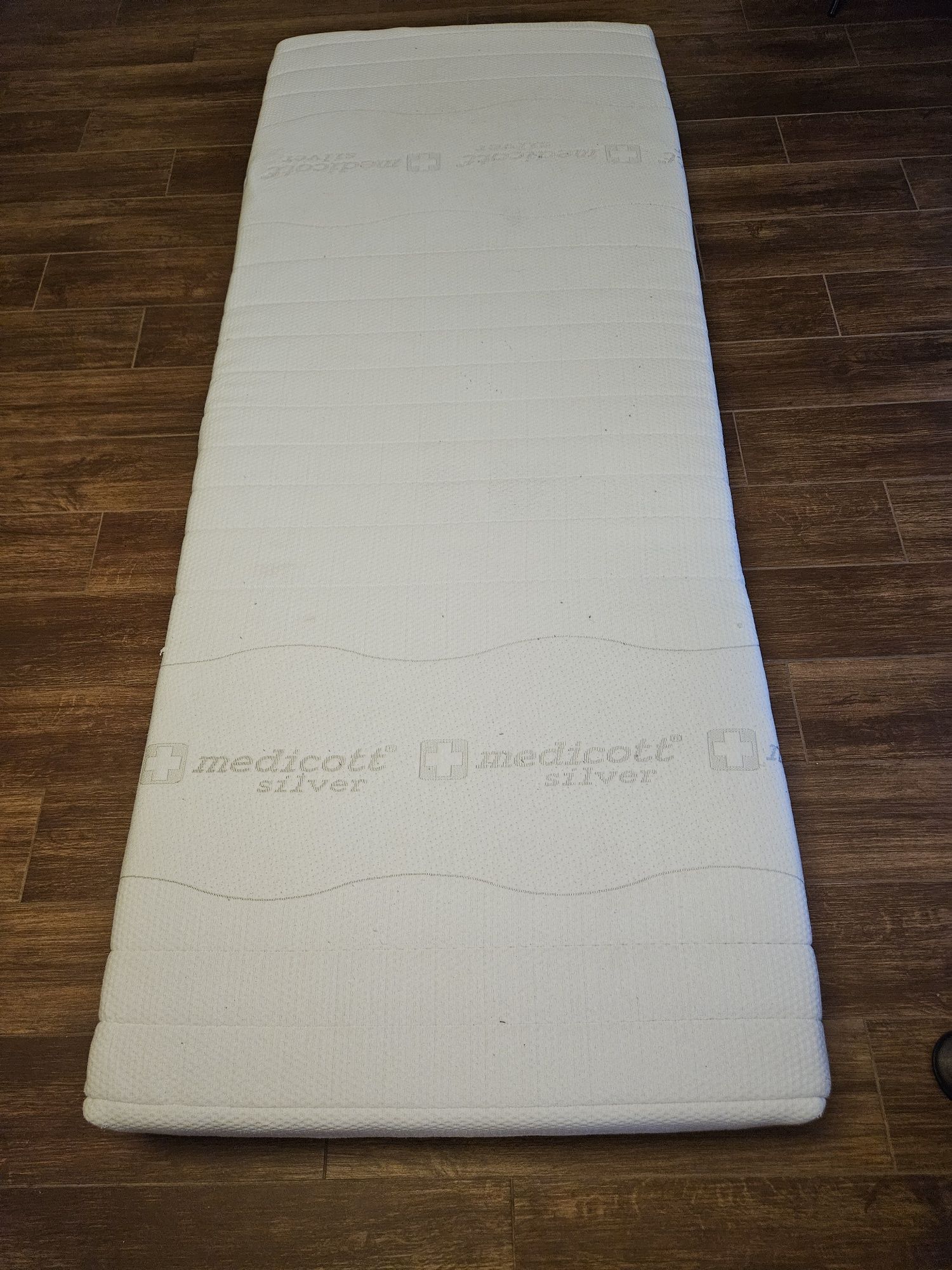 Materac Hilding 80x200