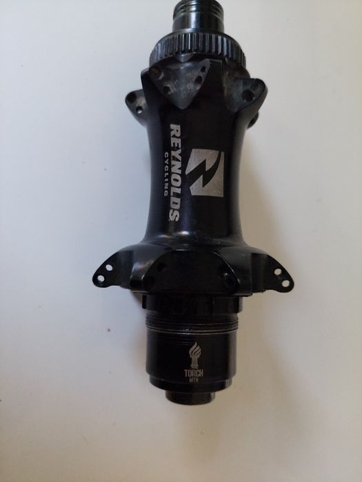 Tylna piasta boost Reynolds i9 hydra