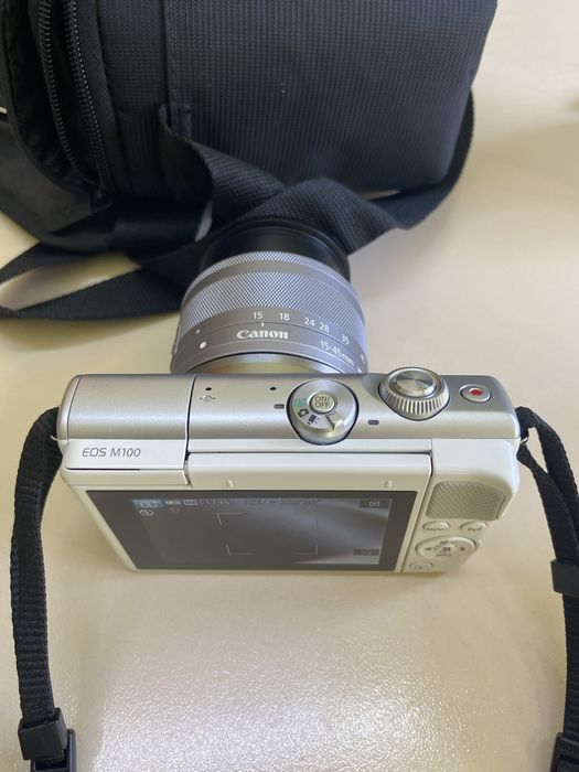 Фотоаппарат Canon EOS M100
