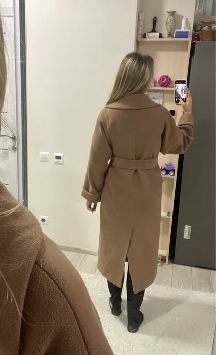 Пальто кашемировое бежевое