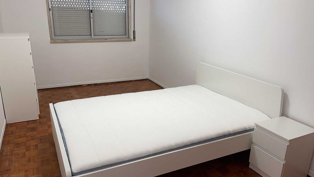 Quarto em Queluz Belas
