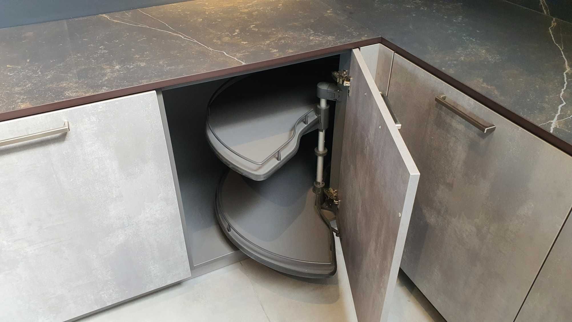 Meble kuchenne Häcker – ekspozycja z Dekton, stan idealny