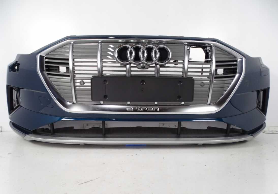 Бампер перед AUDI E-TRON 4KE ауді етрон передній