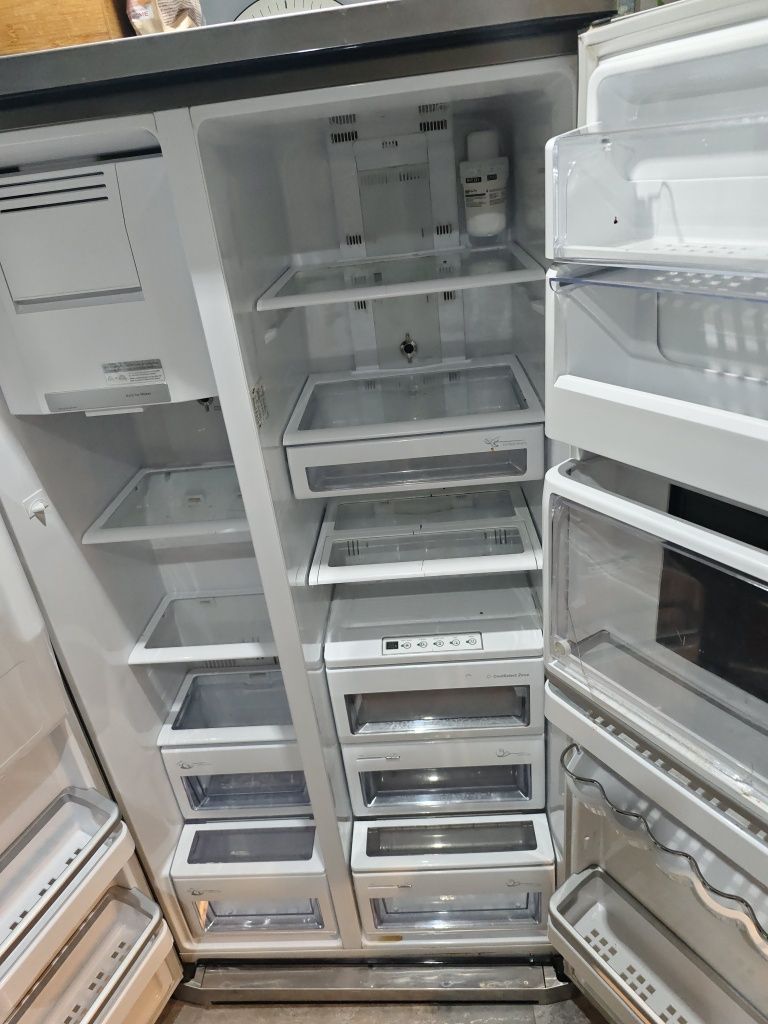 Lodówka side-by-side Samsung