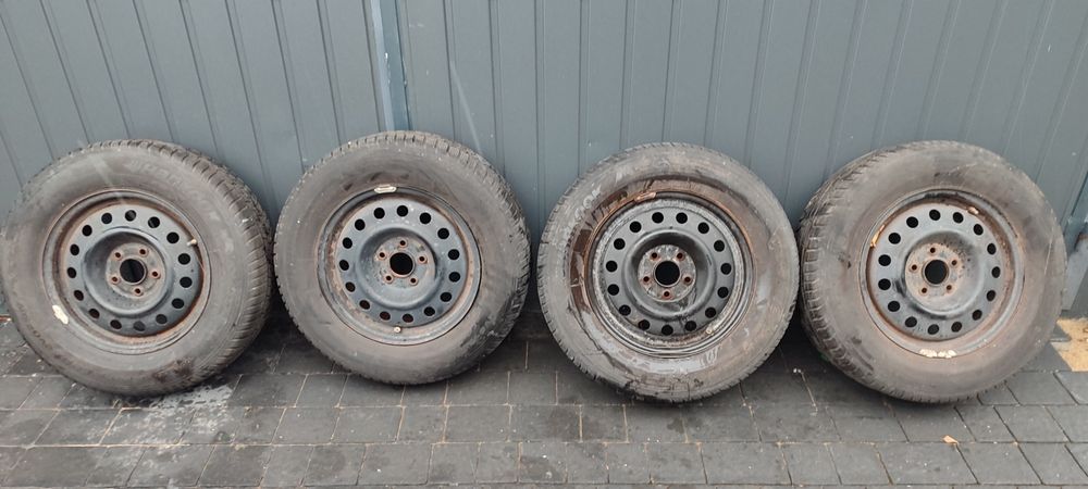 Nissan Qashqai j11 felgi stalowe z czujnikami 5x114,3 ET40 6,5x16J