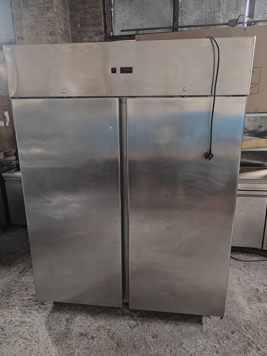 Морозильна шафа, морозильный шкаф промисловий нержавійка 1400 л Sagi