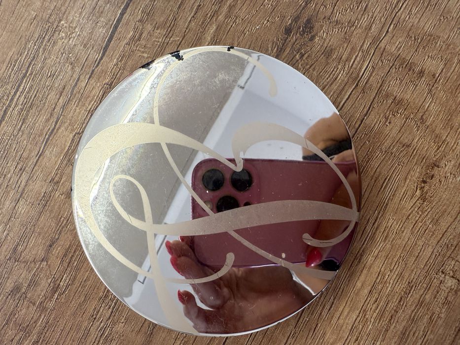 Puder matujący Estee Lauder