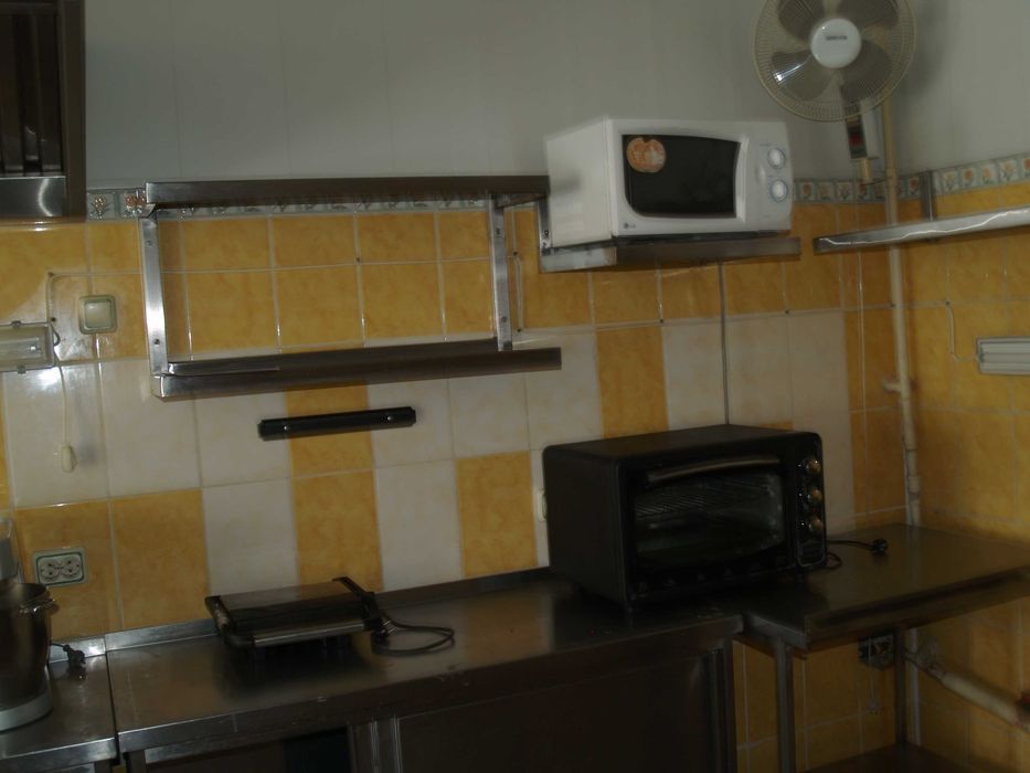 Продам помещение кафе-кондитерской.