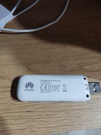 Przenośny router HUAWEI E3372 z anteną 4G