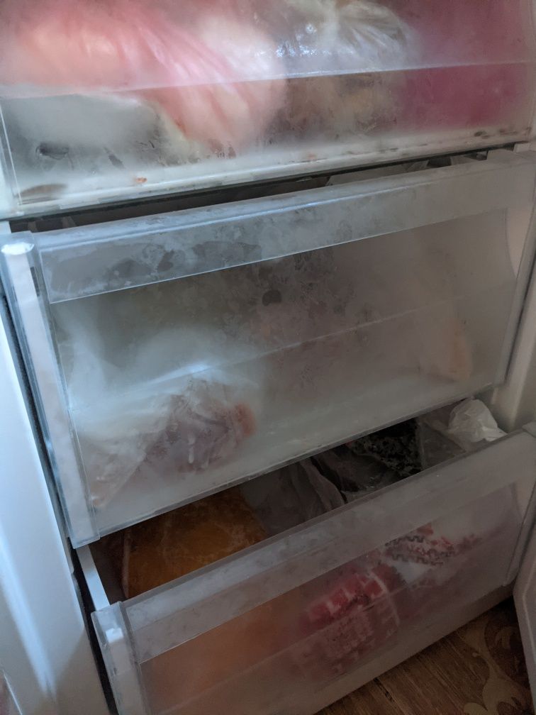 Звільню місце у вашому холодильнику, кладовці, льоху, пивниц, склепі.