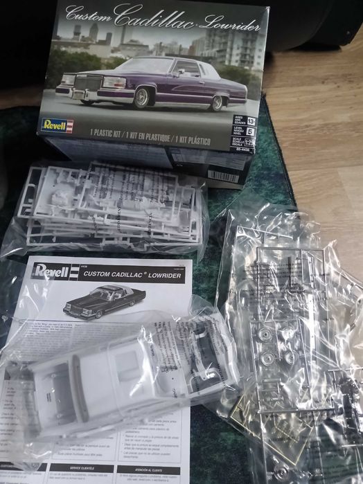 Revell 1:24 / 1:25  Custom Cadillac Lowrider Unikat