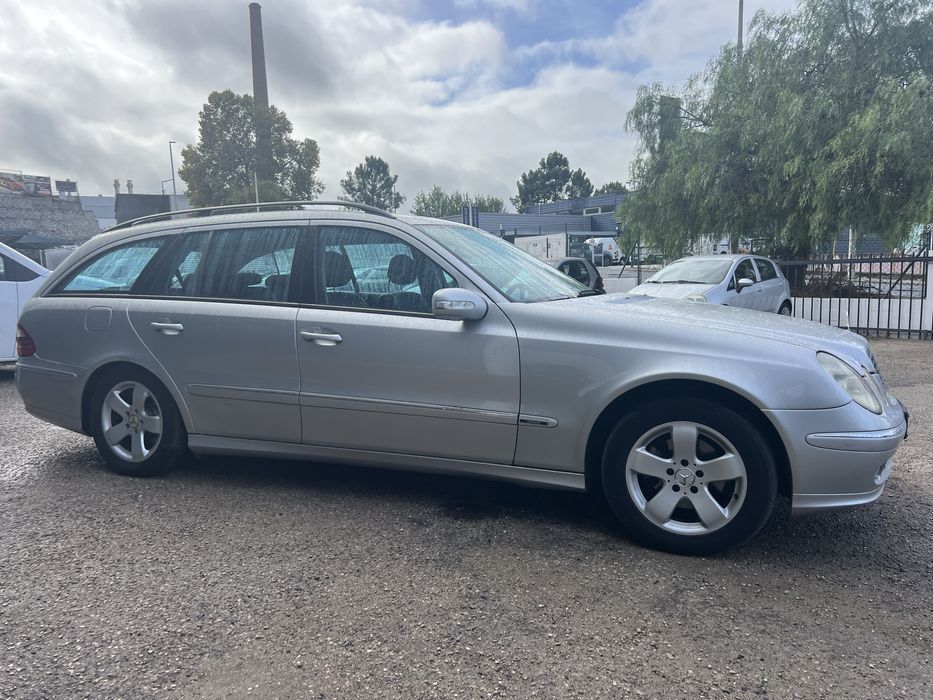 135 € 84 meses E220  ,CX AUT, T/A ,150 CV , Estimada