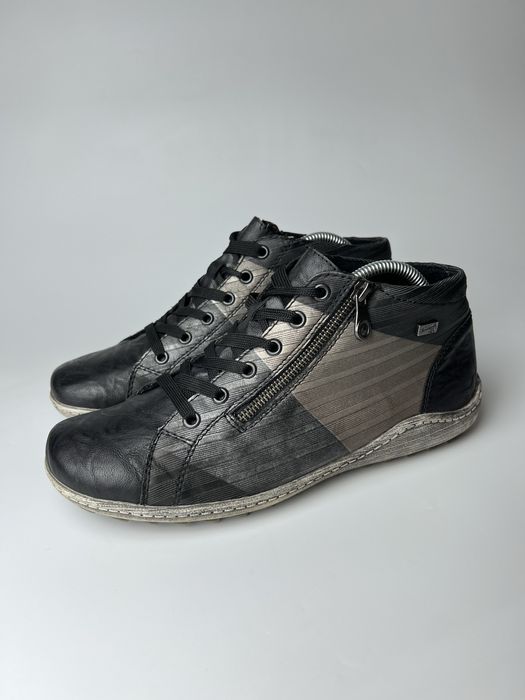 42р. Осінні жіночі черевички Remonte