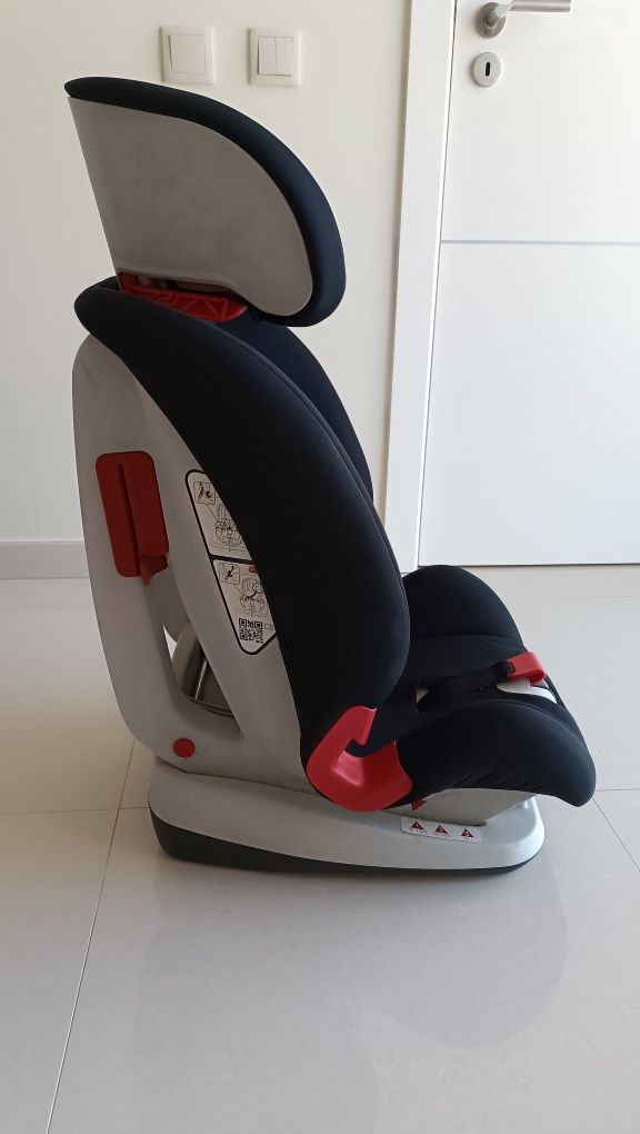 Vendo cadeira auto Chicco youniverse