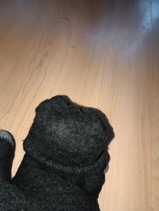 Nowe czarne termiczne rekawiczki dotykowe