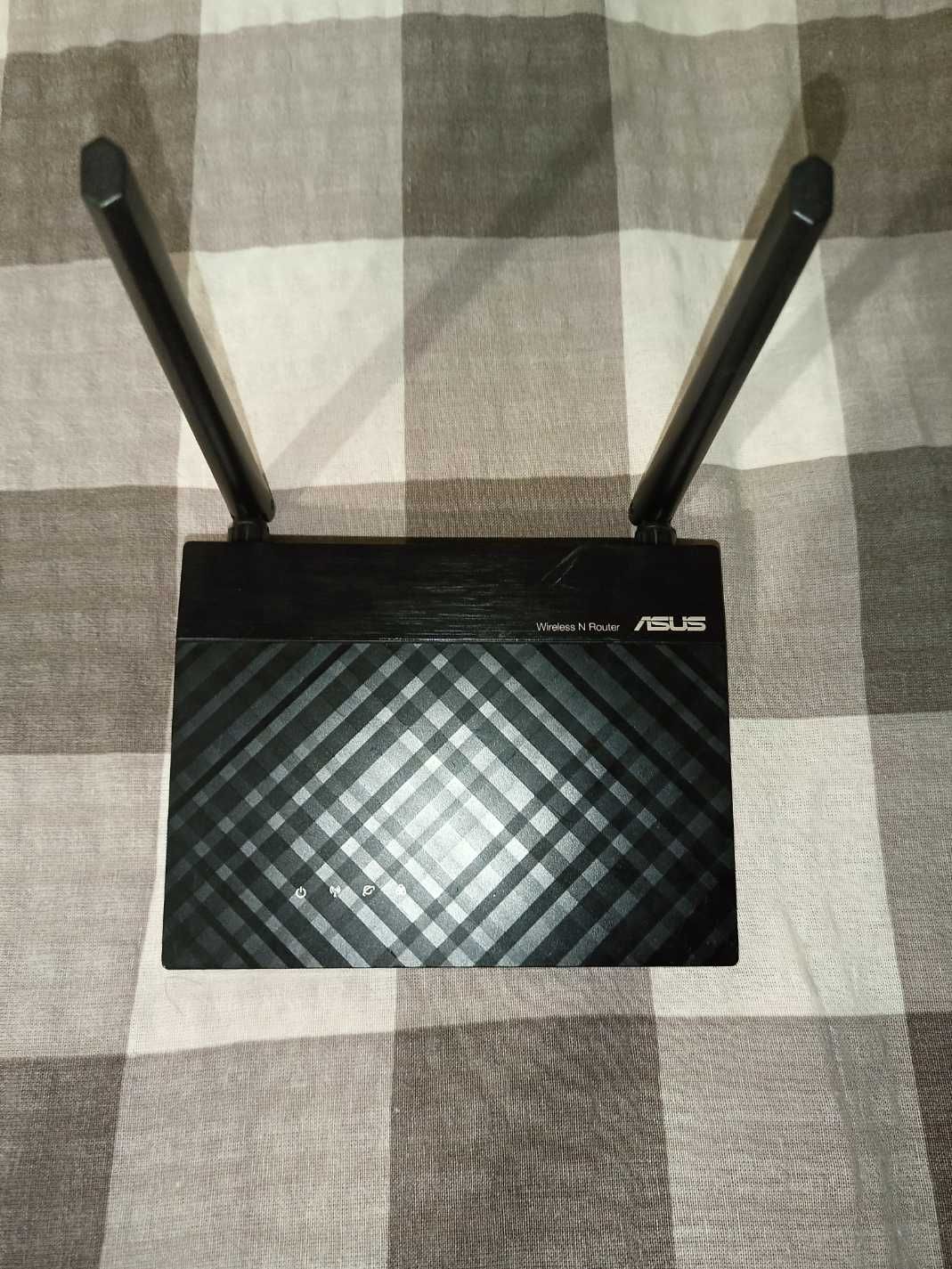 Ruter ASUS RT-N12+ B1