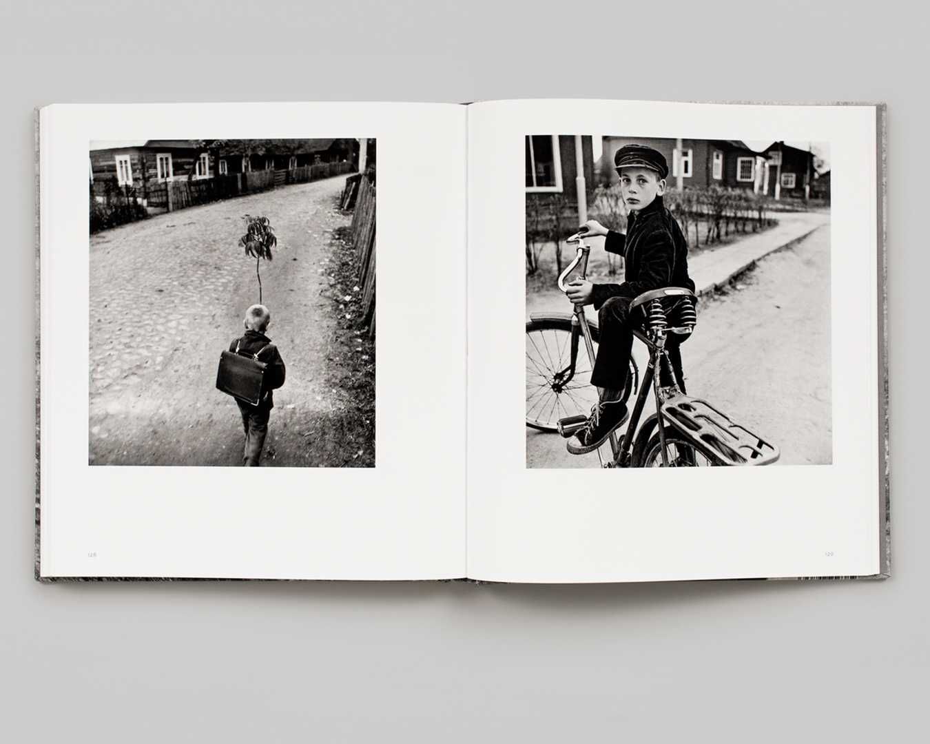 Книга Antanas Sutkus: Street Life