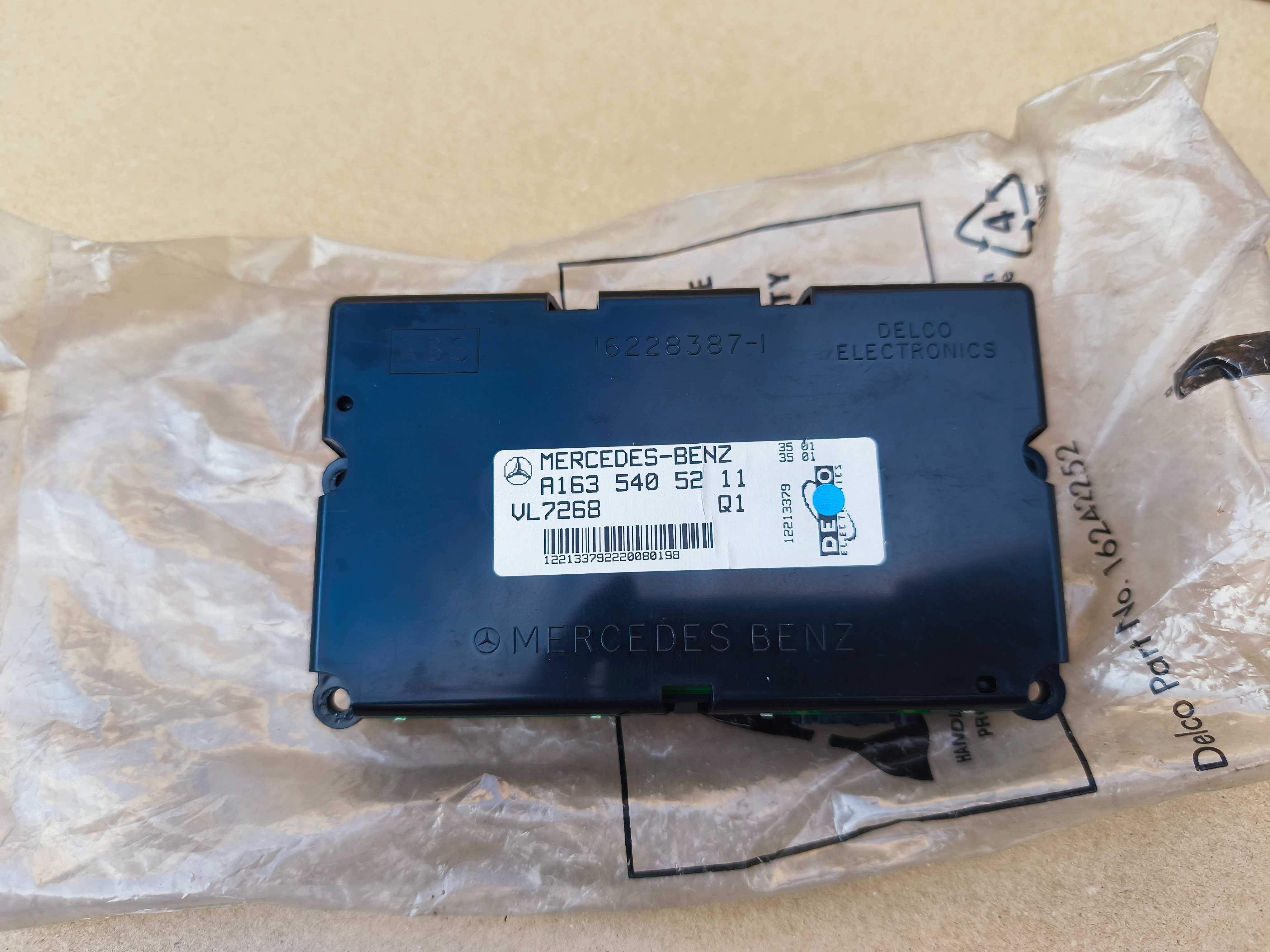 Mercedes ML W163 zegar kokpitu wyświetlacz komputer 163.540.5211