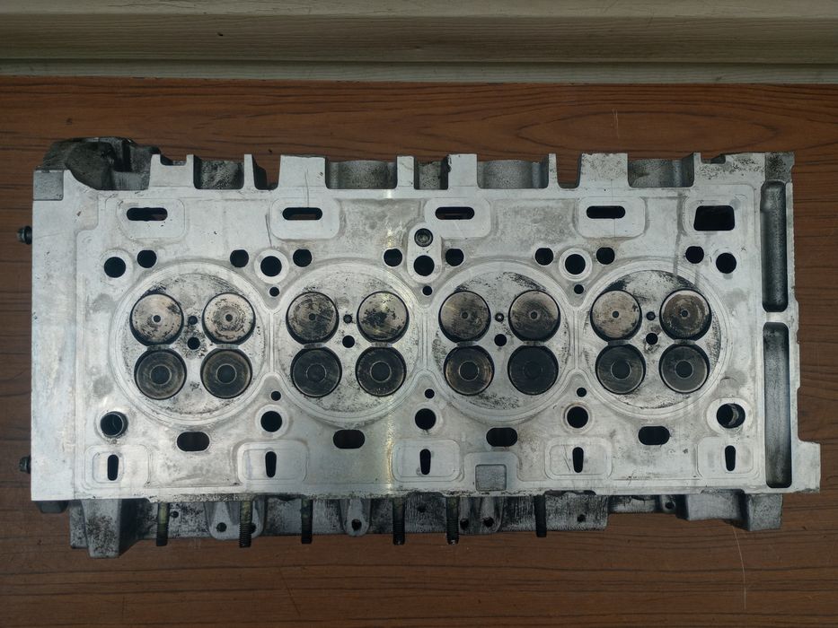 Головка блока ГБЦ Renault Kangoo/Megane/Scenic/Trafic/Laguna/Master