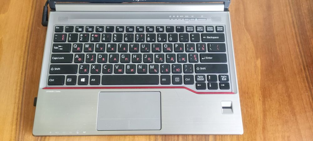 Продам ноутбук Fujitsu