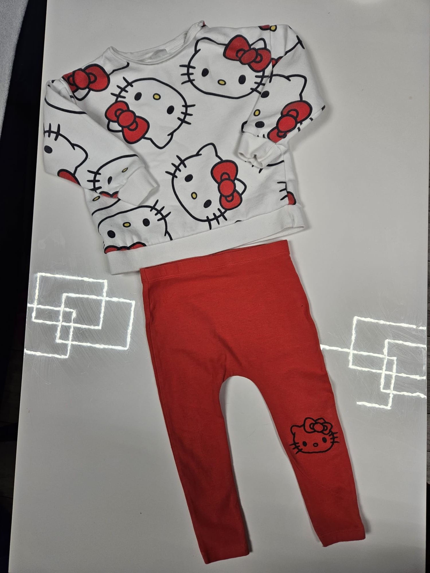 Komplet dresowy z leginsami bluza Hello Kitty Tesco F&F rozm 86