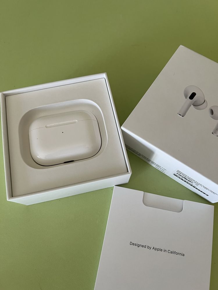 AirPods Pro першого покоління