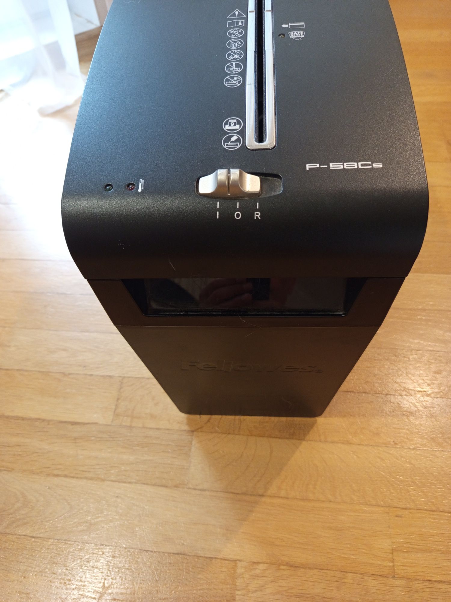 Шредер для папіру Fellowes P-58 Cs