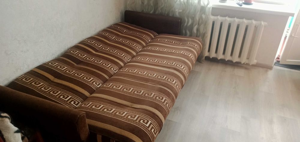 Диван-ліжко, безкоштовно