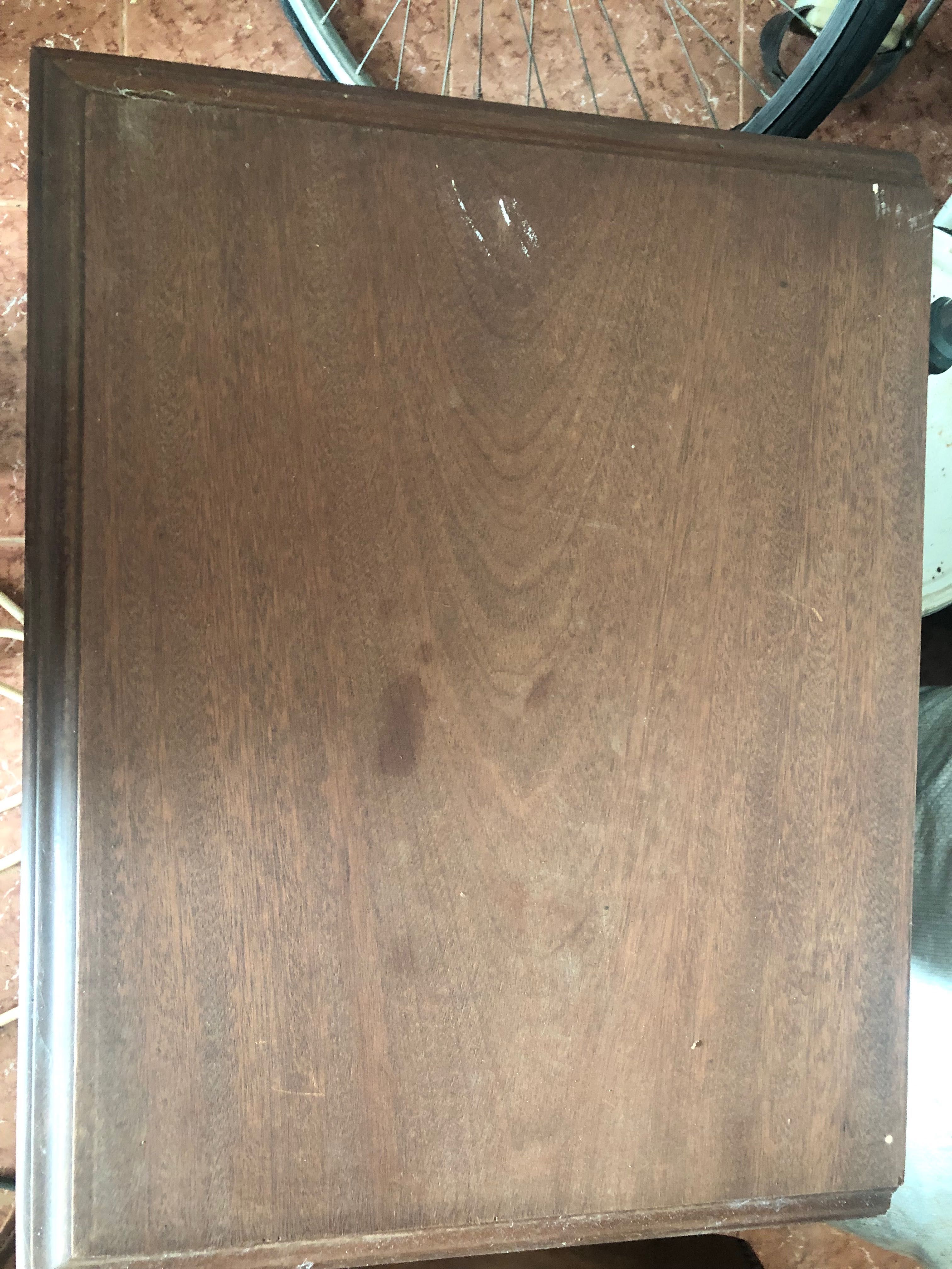 Mesa de cabeceira