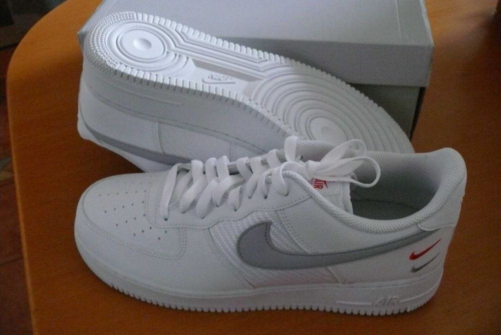 Buty męskie sneakersy Nike Air Force 1 '07 45,5 EU  29,5 CM oryginalne