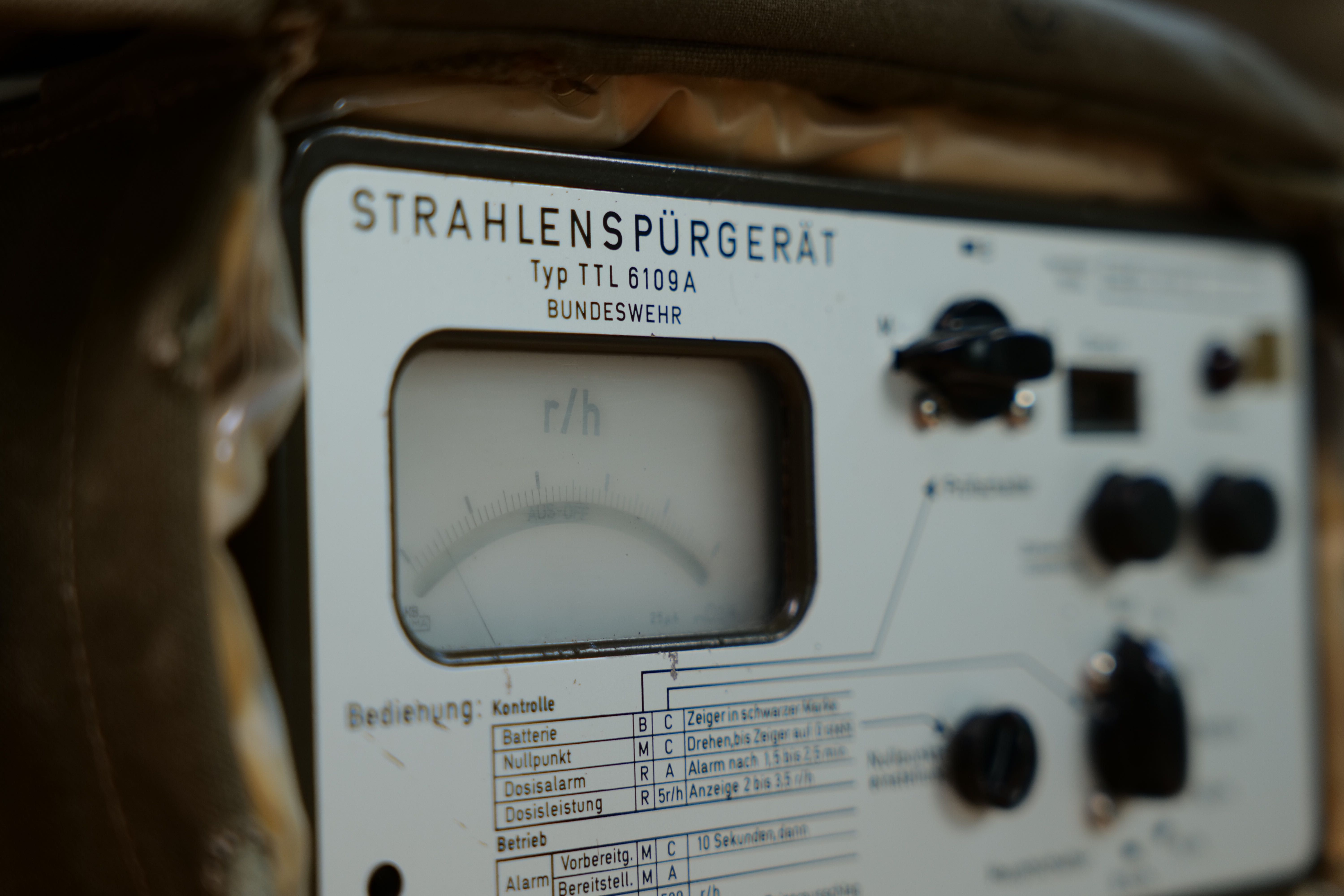 Licznik Geigera, Rentgenometr Strahlenspurgerät TTL 6109A